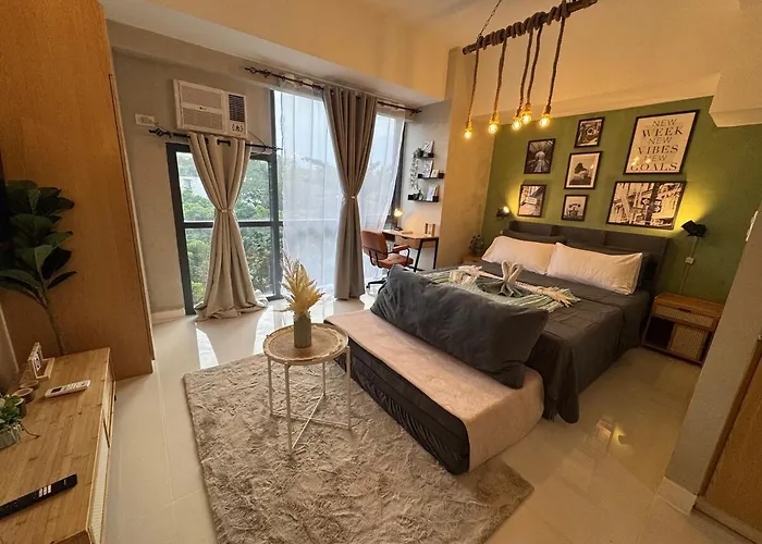 Netflix And Wifi Staycation Viceroy Walk To Venice Grand Canal Apartment